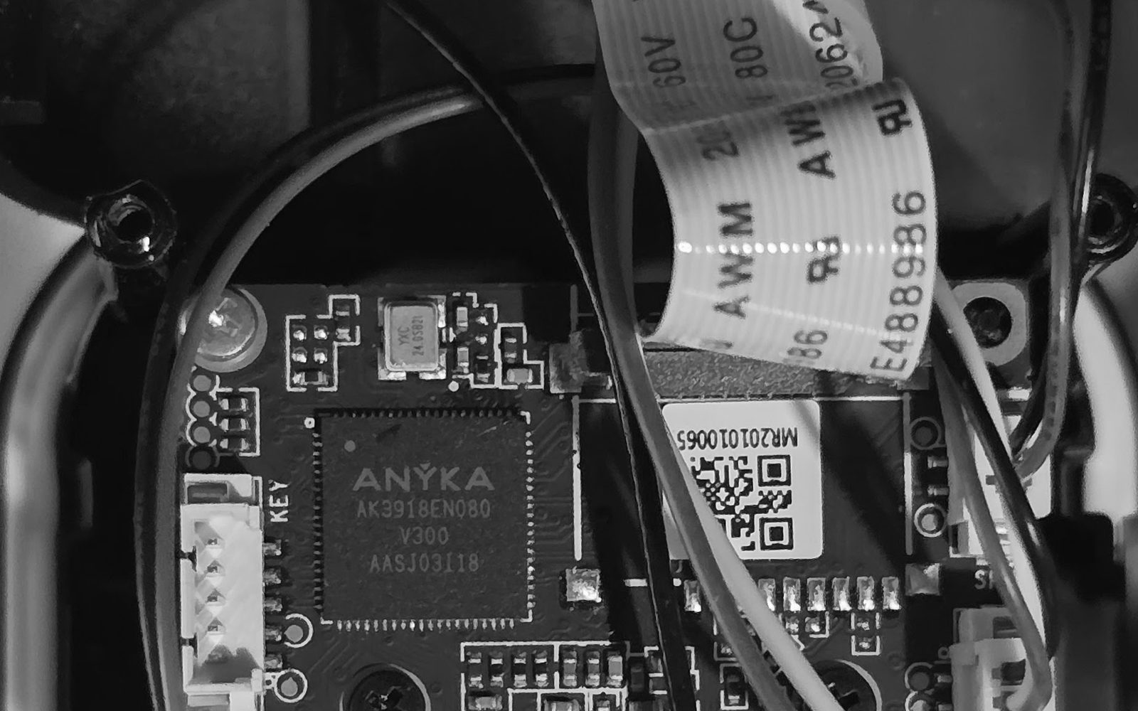 Kamera irti pilvestä — oma firmware Conecto Bullet 6S:ään