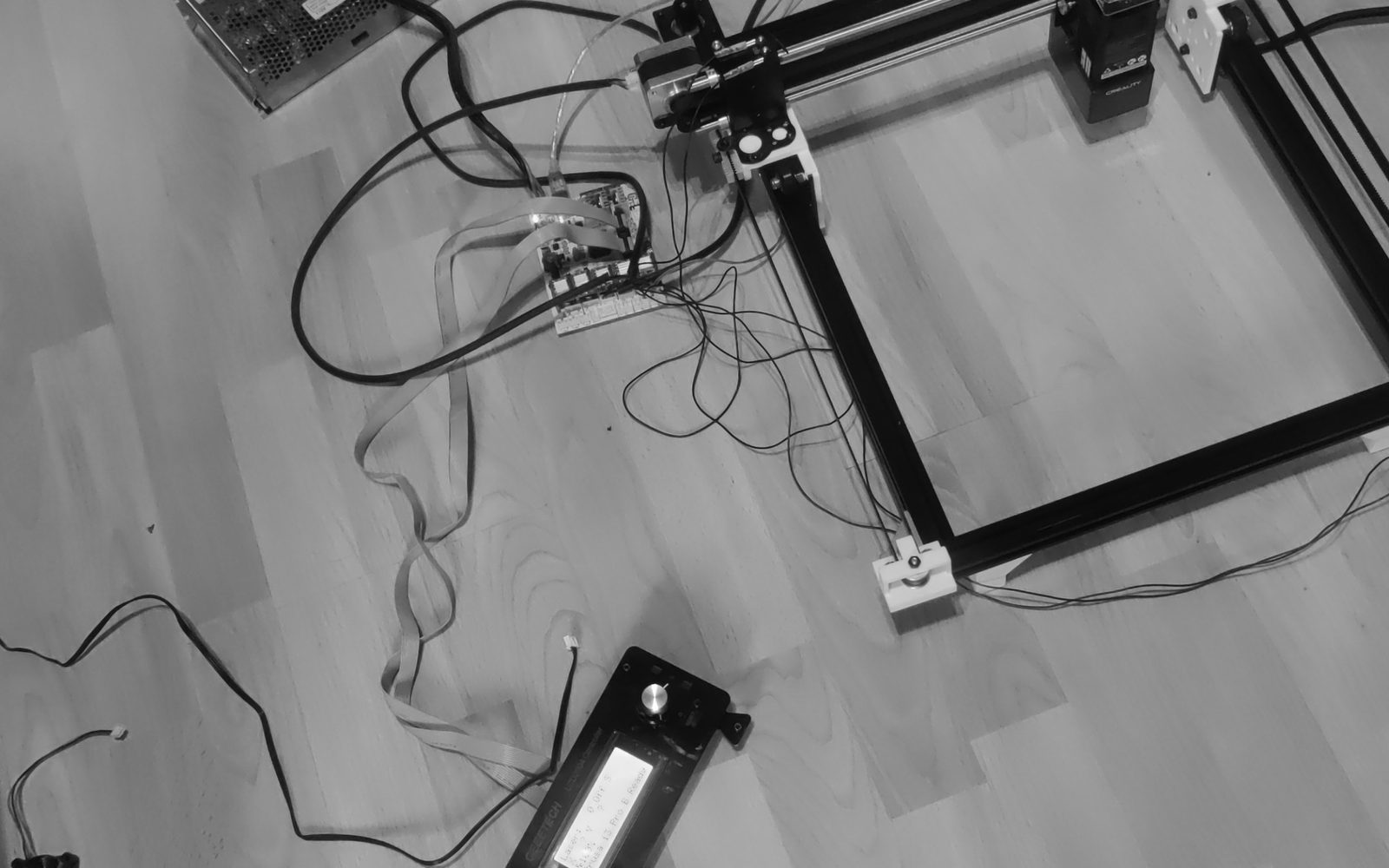 Laserkaiverrin vanhasta 3D-tulostimesta